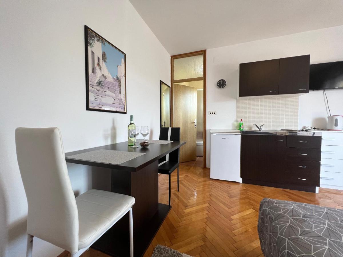 Apartamento House Roca Vodice Exterior foto