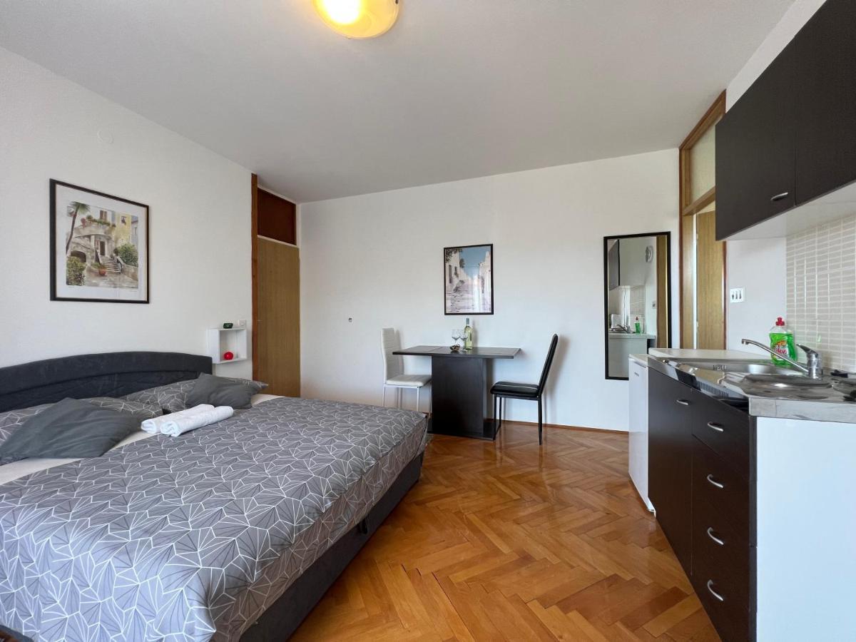 Apartamento House Roca Vodice Exterior foto